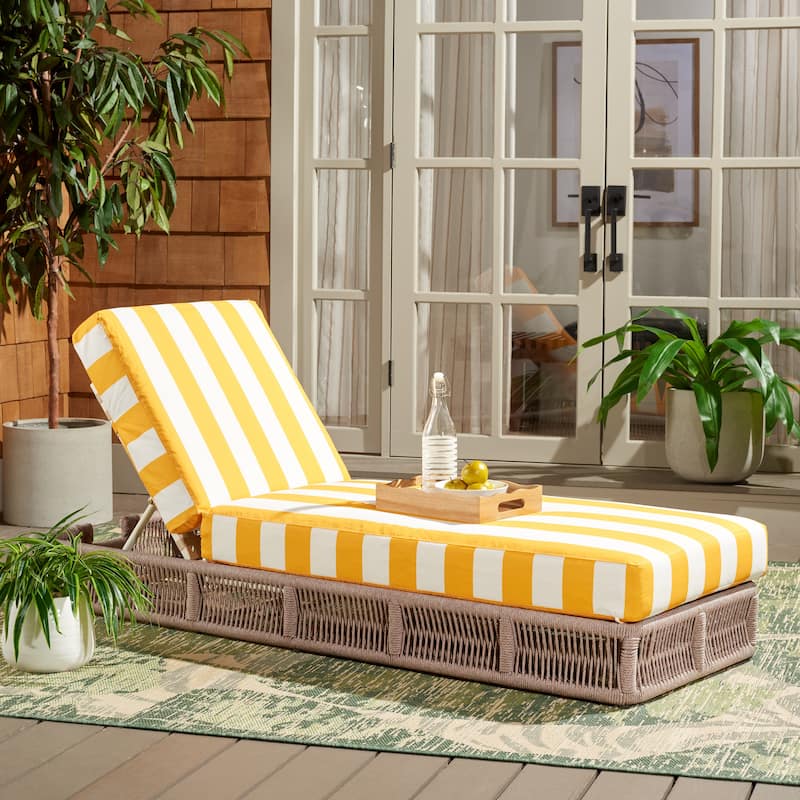 SAFAVIEH Outdoor Tinna Sun Lounger - 75"W x 25"D x 13"H