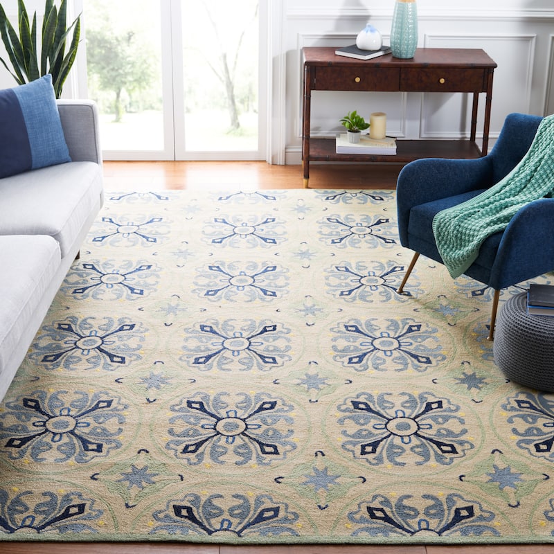 SAFAVIEH Handmade Four Seasons Katixa Floral Rug