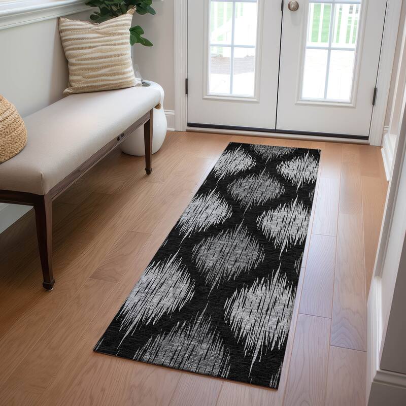 Machine Washable Indoor/ Outdoor Chantille Contemporary Geo Rug