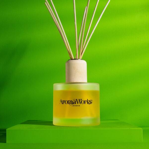 AromaWorks Light Range - Spearmint & Lime Reed Diffuser 200ml AromaWorks Light Range - Spearmint & Lime Reed Diffuser 200ml