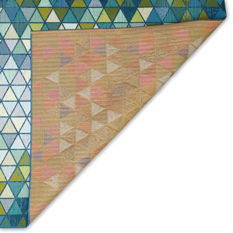 Liora Manne Marina Triangle Border Indoor/Outdoor Rug
