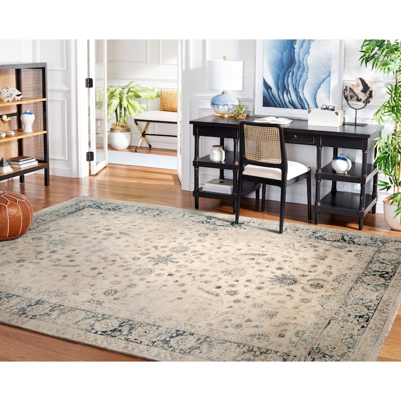 SAFAVIEH Vintage Elise Oriental Distressed Viscose Rug