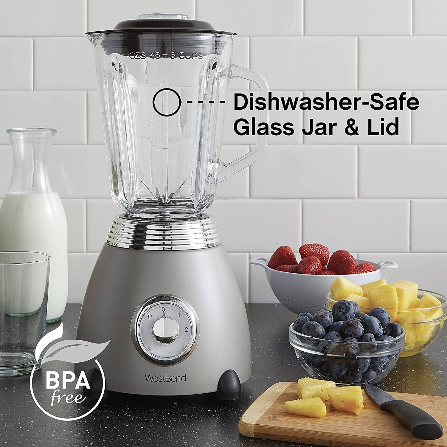 West Bend Blender RetroStyled 3 Speeds with 48 oz Glass Blending Jar