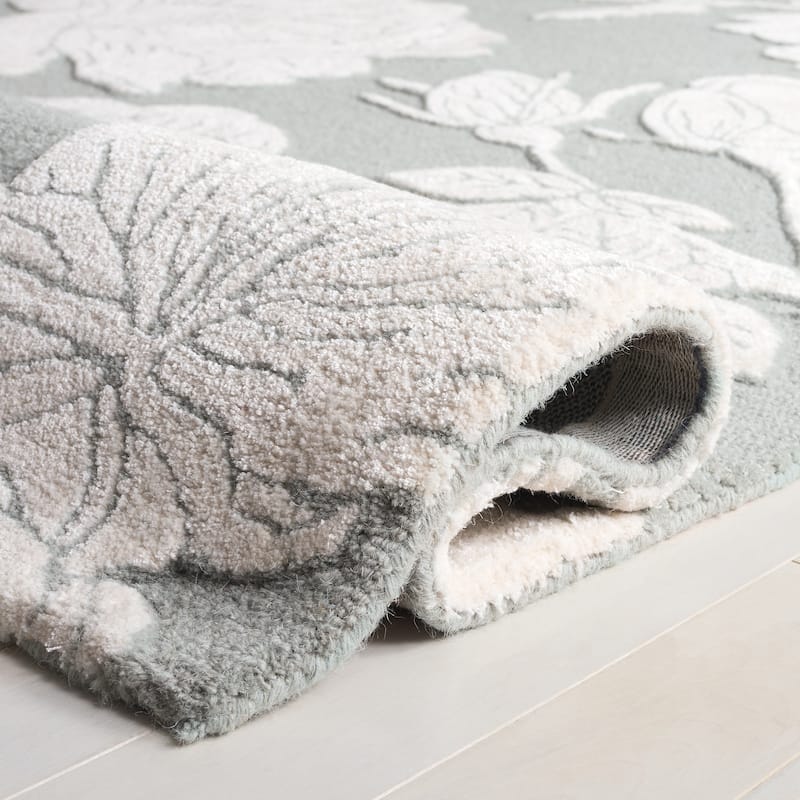 SAFAVIEH Handmade Glamour Arsenia Floral Wool Rug