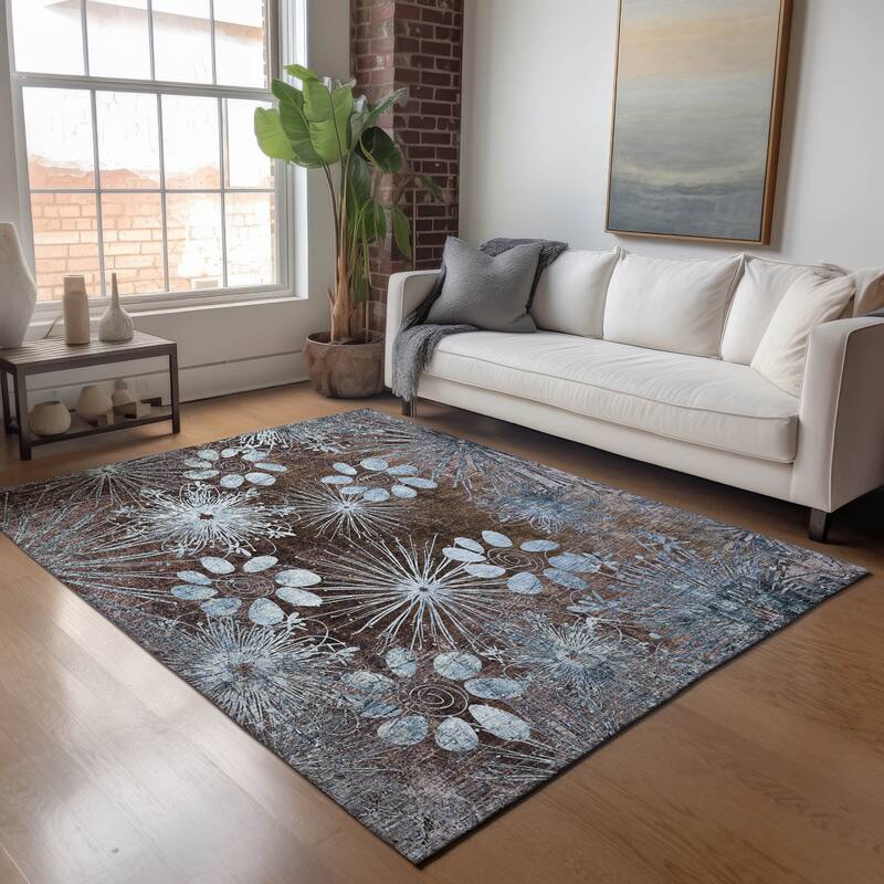 Machine Washable Indoor/ Outdoor Floral Geo Chantille Rug