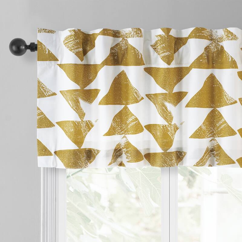 Exclusive Fabrics Triad Printed Cotton Window Valance - 50 X 19