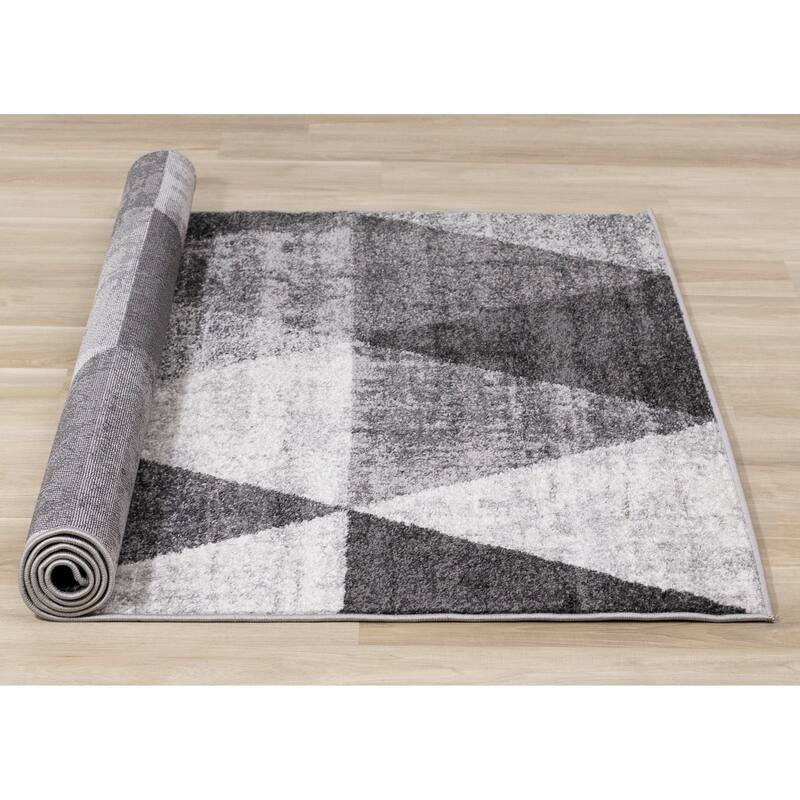 Flynn Collection - Grey/Cream Distressed Diamonds Rug