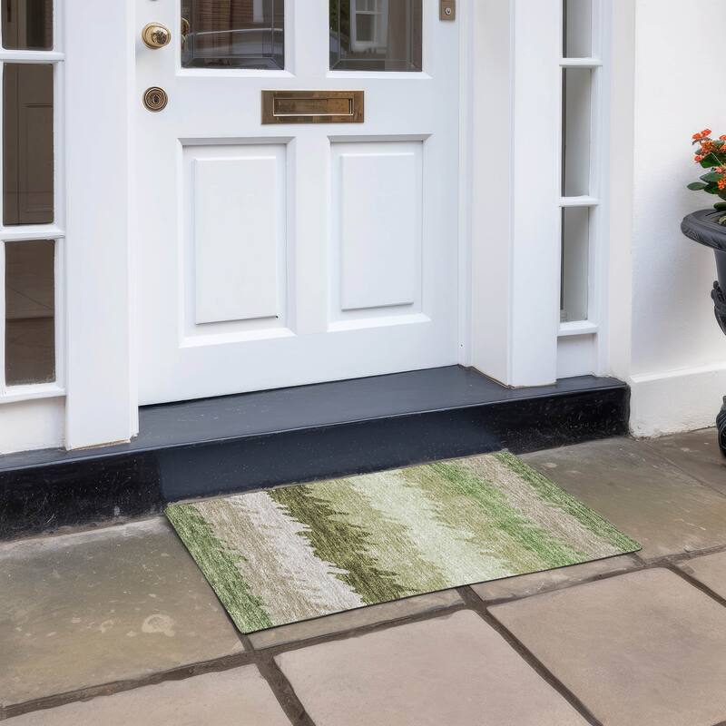 Machine Washable Indoor/ Outdoor Chantille Abstract Ombre Rug - Green - 1'8" x 2'6"