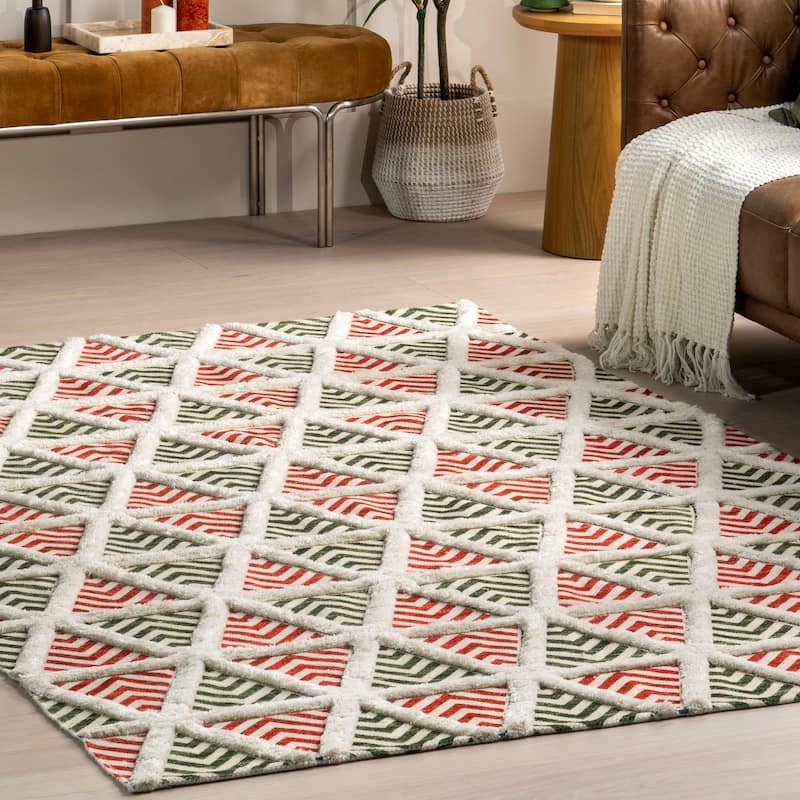 Nuloom Raleigh High-Low Holiday Geometric Area Rug