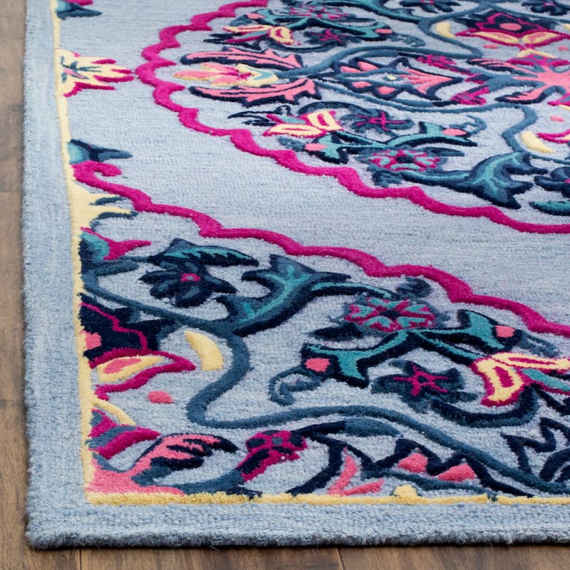 SAFAVIEH Handmade Bellagio Junie Medallion Wool Rug