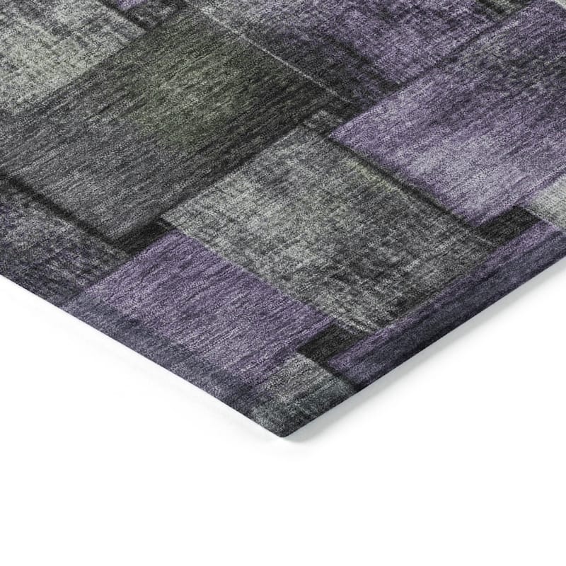 HomeRoots Striped Transitional Rectangle Outdoor Rug