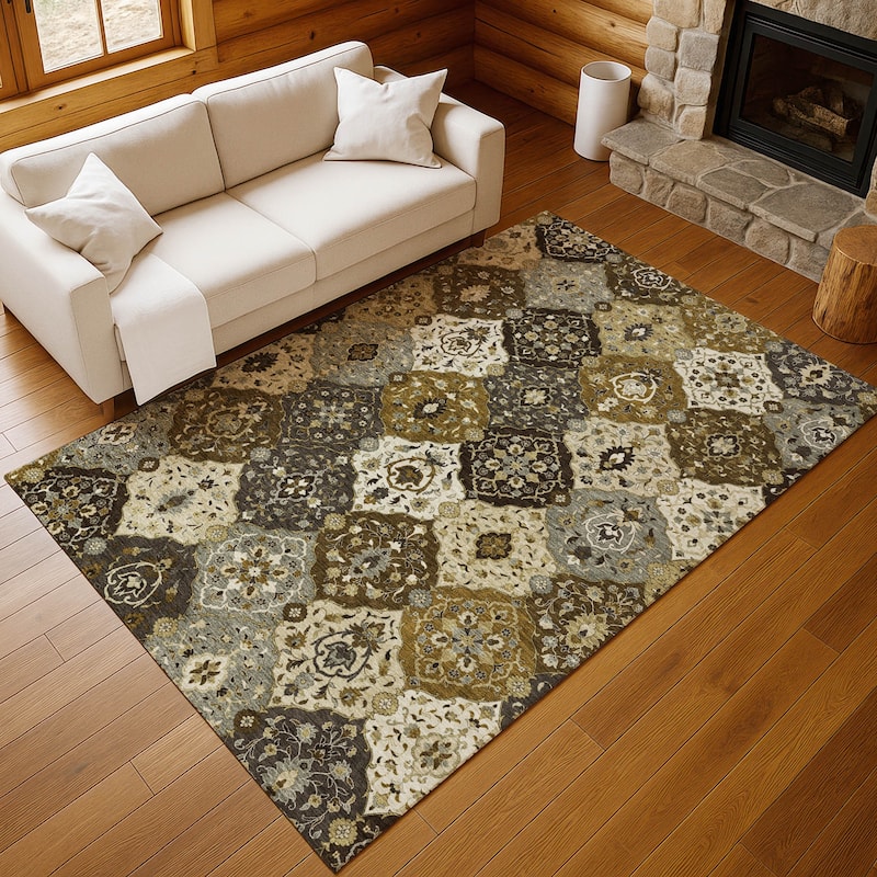 Machine Washable Indoor/ Outdoor Traditional Panel Chantille Rug