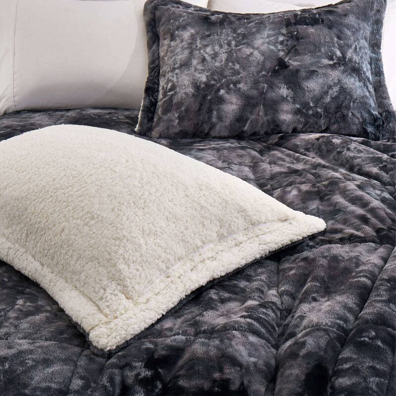 3-Piece Reversible Plush Sherpa Down Alternative Comforter Set
