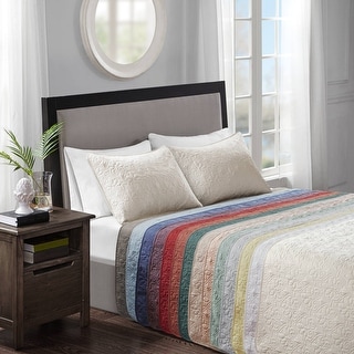 Madison Park Mansfield Reversible Oversized 3-piece Solid Texture Bedspread Quilt Set with Matching Shams