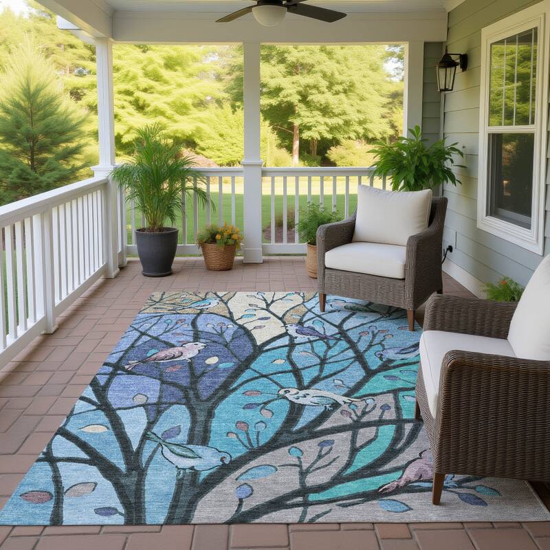 Machine Washable Indoor/ Outdoor Bird Mosaic Chantille Rug