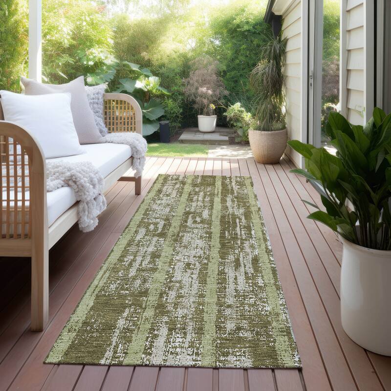 Machine Washable Indoor/ Outdoor Chantille Ombre Stripe Rug - Olive - 2'3" x 7'6"