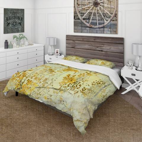 Designart 'Yellow Flower Grunge Art' Modern Duvet Cover Set