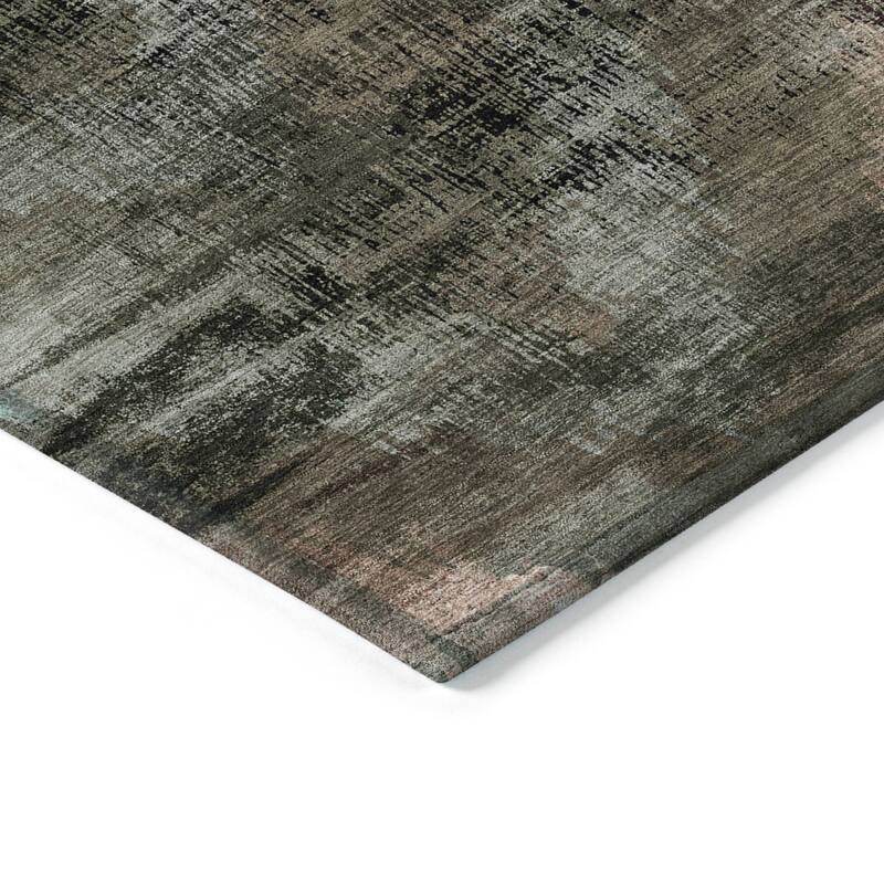 Machine Washable Indoor/ Outdoor Chantille Distressed Chevron Rug