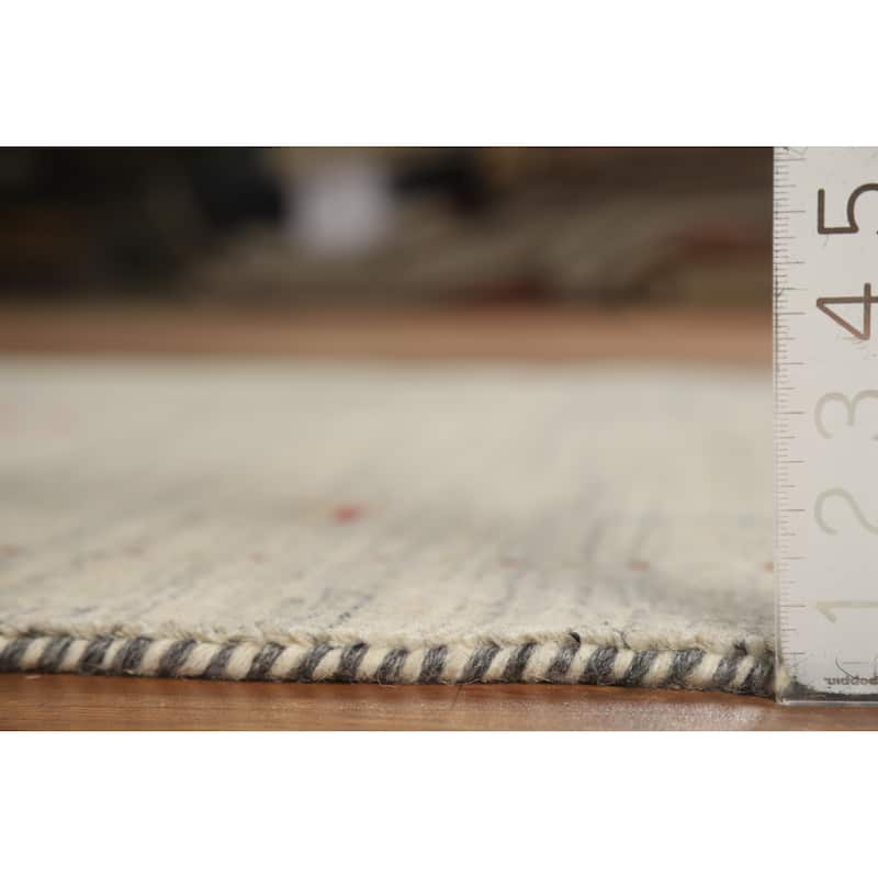 Hand Knotted Oriental 100% Wool Carpet Tribal Animal Pictorial Beige & Ivories Gabbeh Area Rug - 7' 9'' X 5' 0''