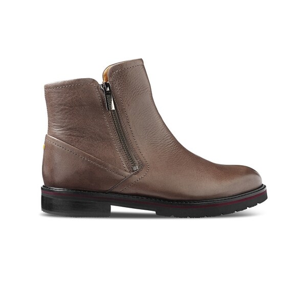 chukka boots with zipper