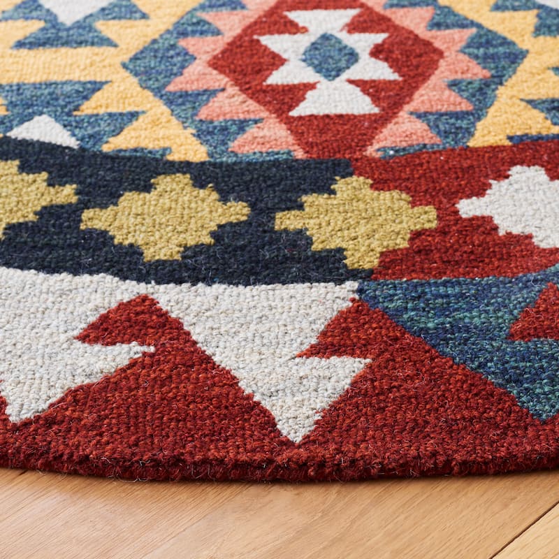 SAFAVIEH Handmade Aspen Nataliya Boho Tribal Wool Rug