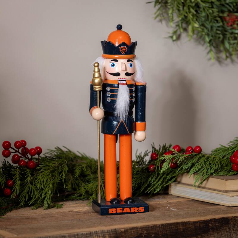 Nutcracker Statue, Chicago Bears - 4.92''W x 4.53''H x 13.78
