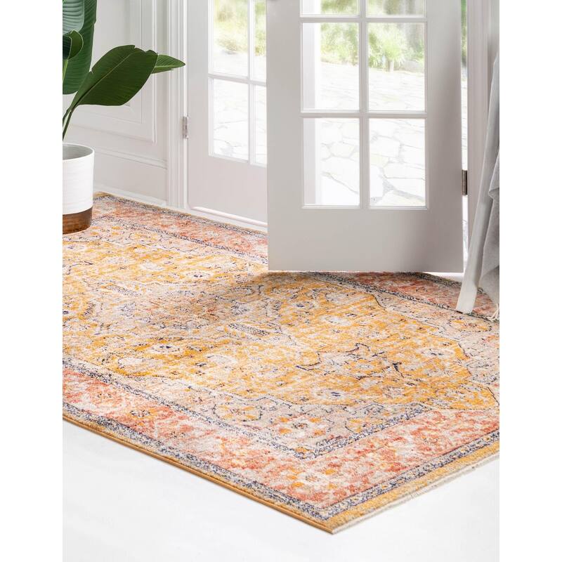Traditional Nixa Collection Area Rug