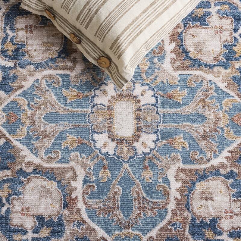 SAFAVIEH Elwood Tulin Traditional Medallion Rug