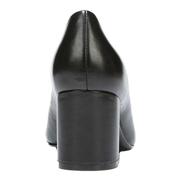 naturalizer wright pump