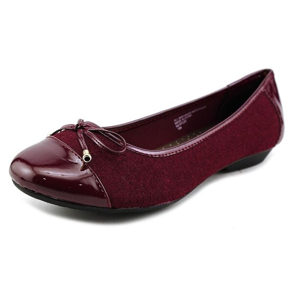 Karen Scott Rylee Wine Flats