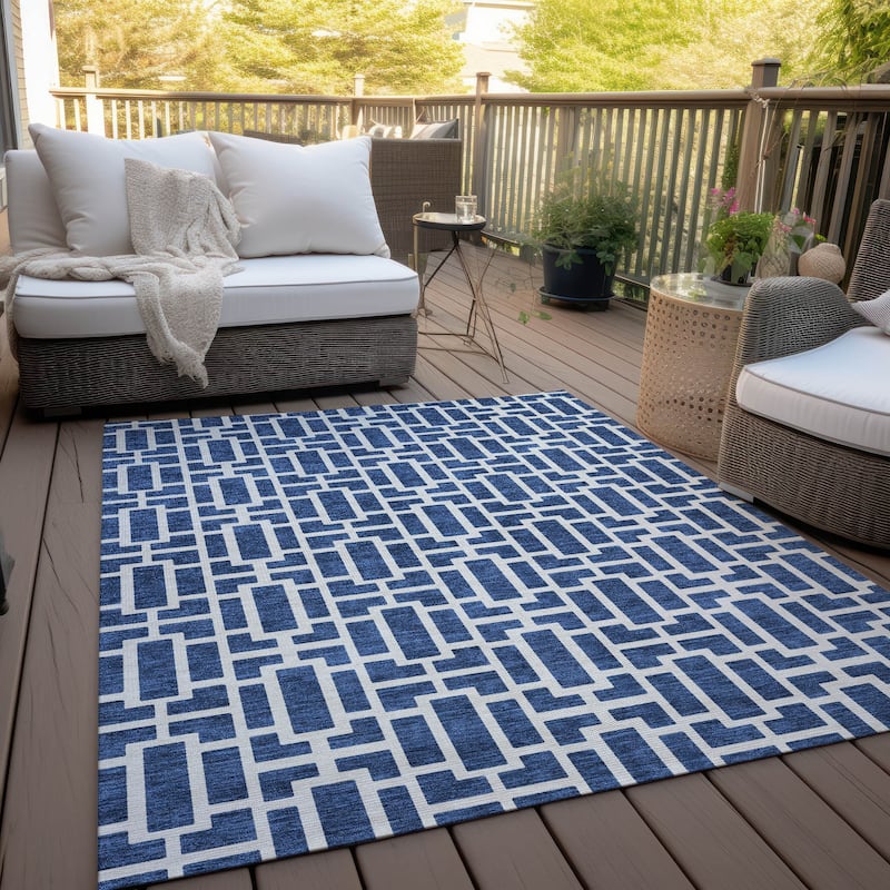 Machine Washable Indoor/ Outdoor Chantille Contemporary Geo Rug