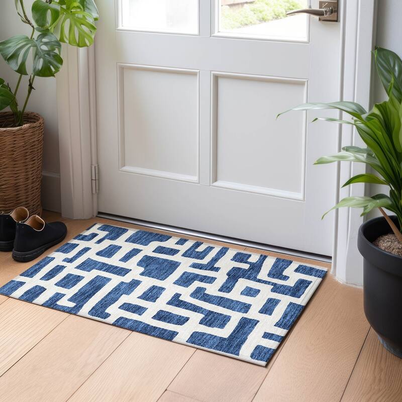 Machine Washable Indoor/ Outdoor Chantille Geo Contemporary Rug