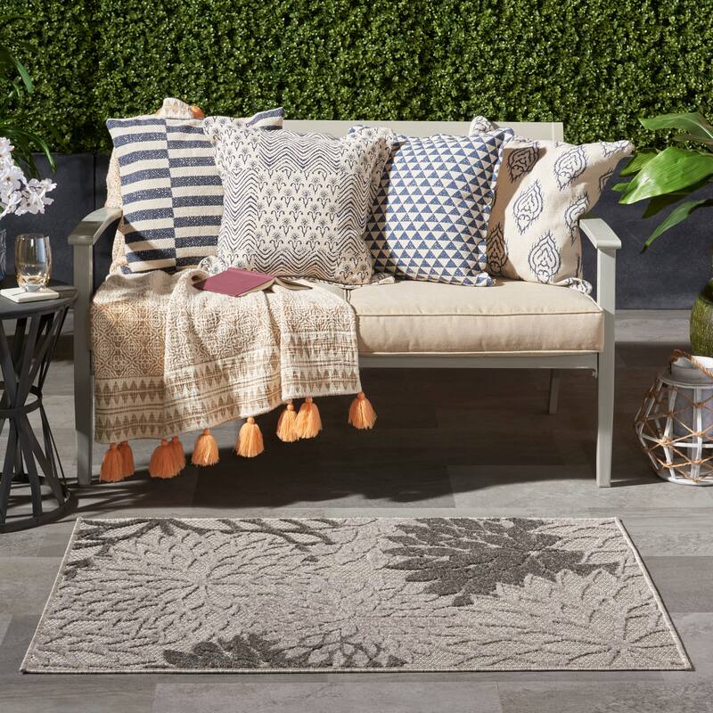 Nourison Aloha Floral Modern Indoor/Outdoor Area Rug - 2'8" x 4' - Silver Grey