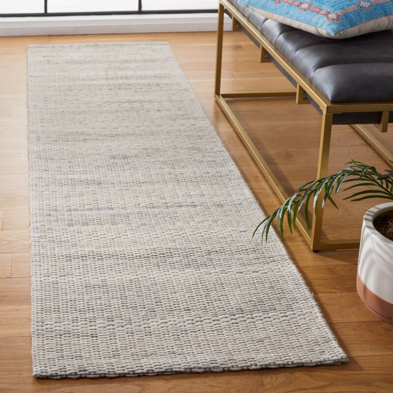 SAFAVIEH Handmade Marbella Leanid Wool Rug - 2'3" x 8' Runner - Grey/Beige