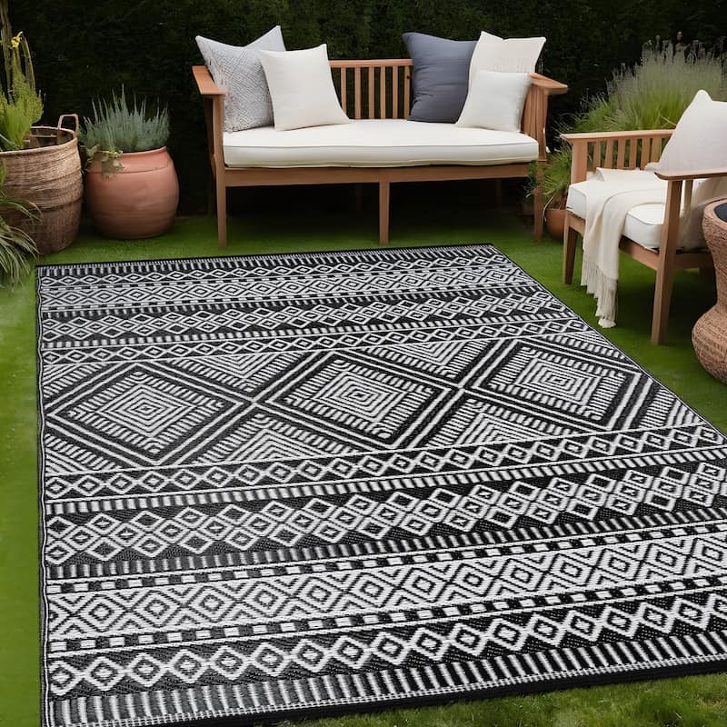 Beverly Rug Reversible Mats Plastic Outdoor Rug for Camping, Patio, Backyard, RV, Picnic, Deck