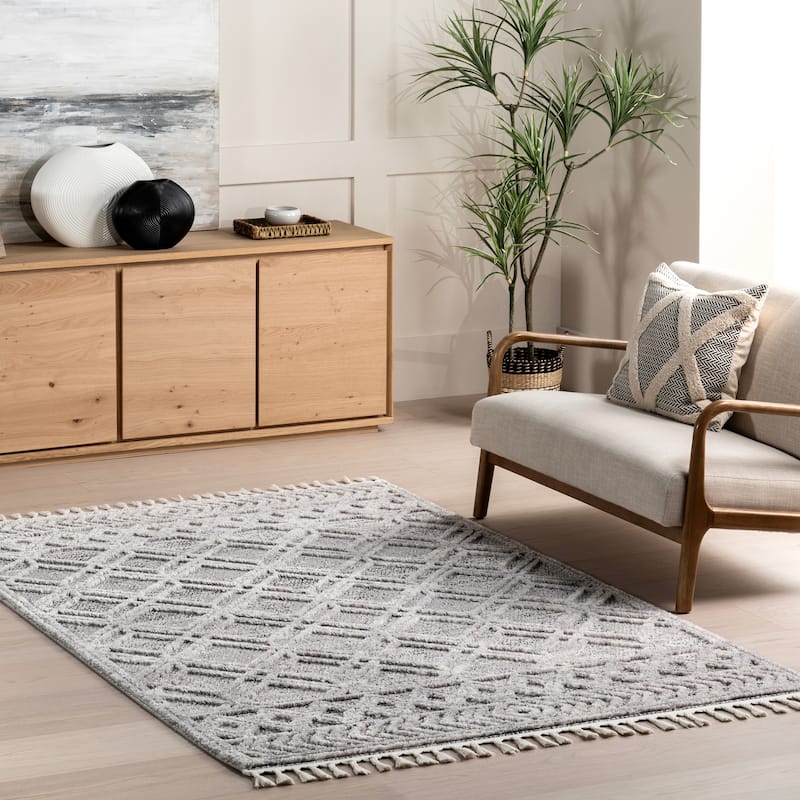 Nuloom Ansley Moroccan Lattice Tassel Area Rug