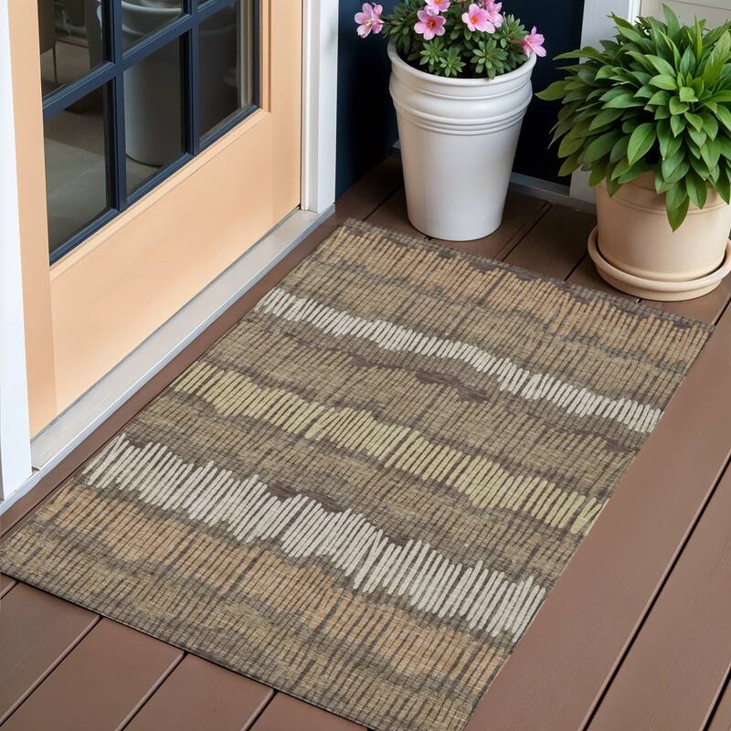 HomeRoots Striped Transitional Rectangle Outdoor Rug - 3' x 5'