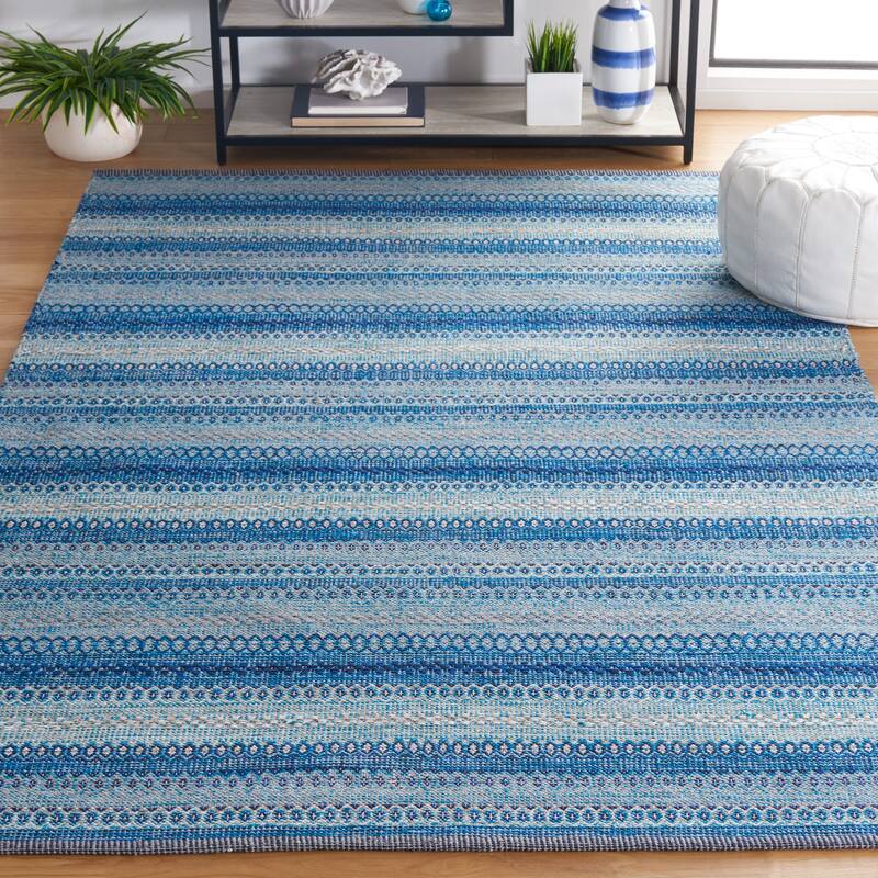 SAFAVIEH Handmade Kilim Vladlena Transitional Rug - 9' x 12' - Grey/Blue