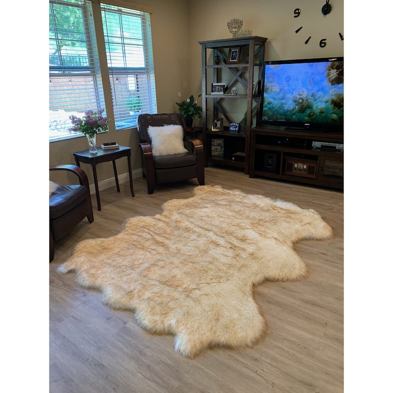 Highland Select Natural Long Wool Sheepskin 6 Pelt Shag Rug - 5' x 5'5"