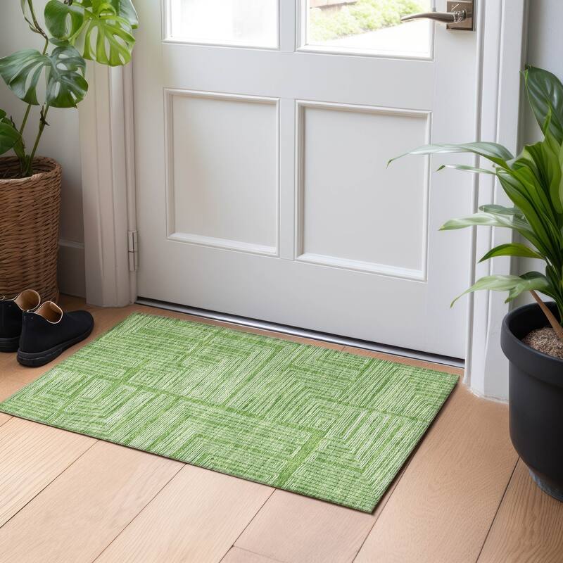 Machine Washable Indoor/ Outdoor Contemporary Stack Chantille Rug - Green - 1'8" x 2'6"