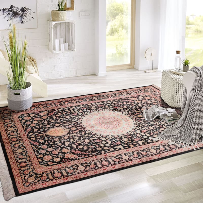 4'5''x6'4'' Hand Knotted Charcoal Qum All Silk Traditional area Rug - 4' 5'' x 6' 4''