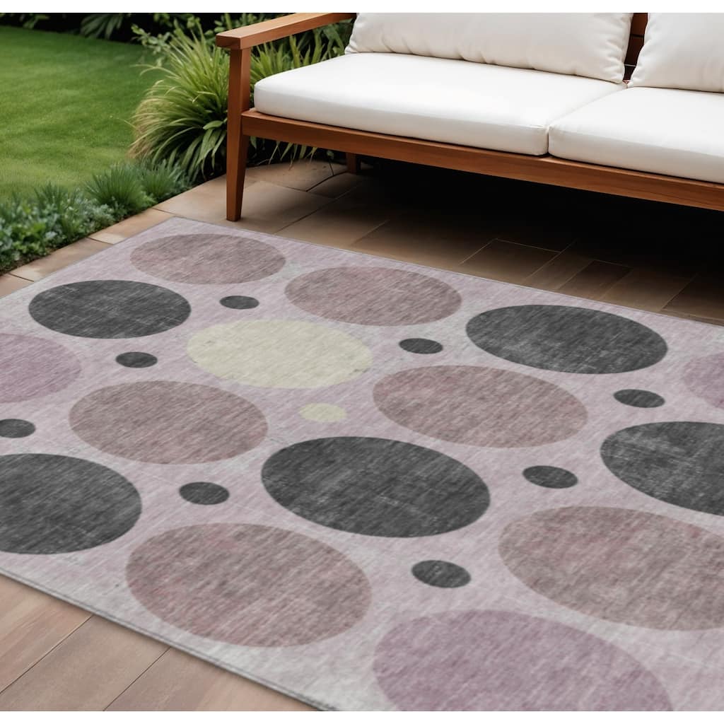 HomeRoots Geometric Transitional Rectangle Outdoor Rug