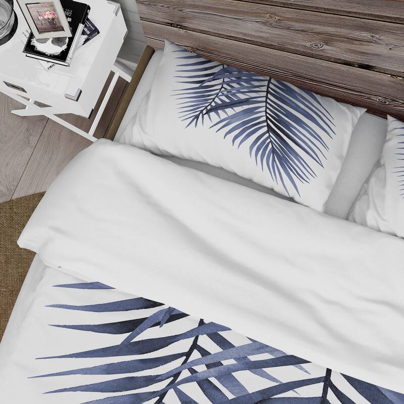Designart 'Blue Palm Leaves Abstract Tropical Branches' Traditional Duvet Cover Set