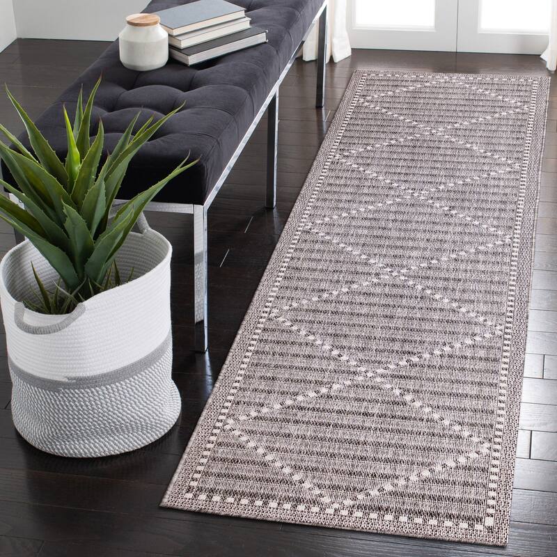 Liora Manne Malibu Checker Diamond Indoor/Outdoor Rug