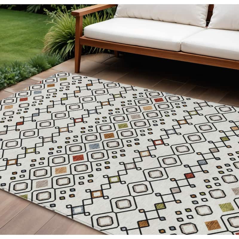 HomeRoots Geometric Modern Rectangle Outdoor Rug - 9' X 12'