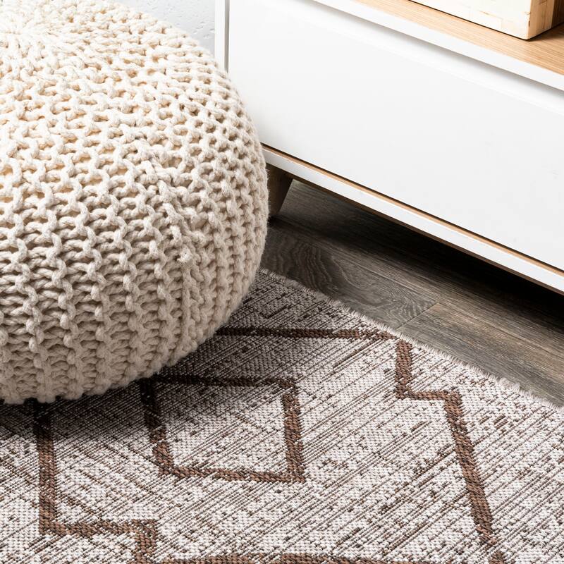 JONATHAN Y Derya Tribal Diamond Trellis Indoor/Outdoor Area Rug