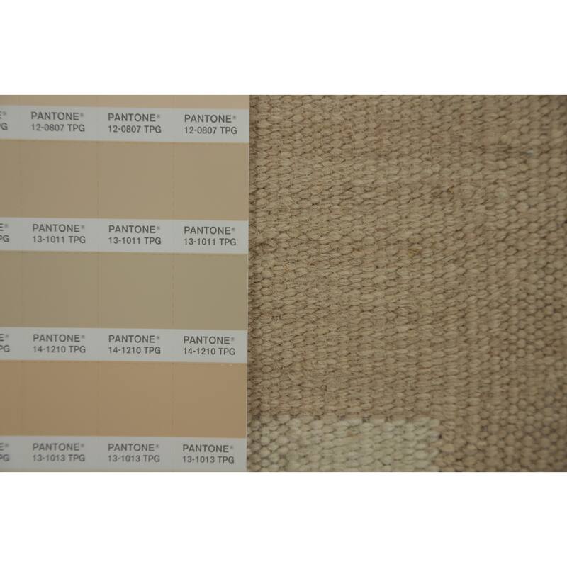 Hand Woven Oriental 100% Wool Carpet Southwestern Tribal Beige & Ivories Kilim Area Rug - 6' 7'' X 4' 11''