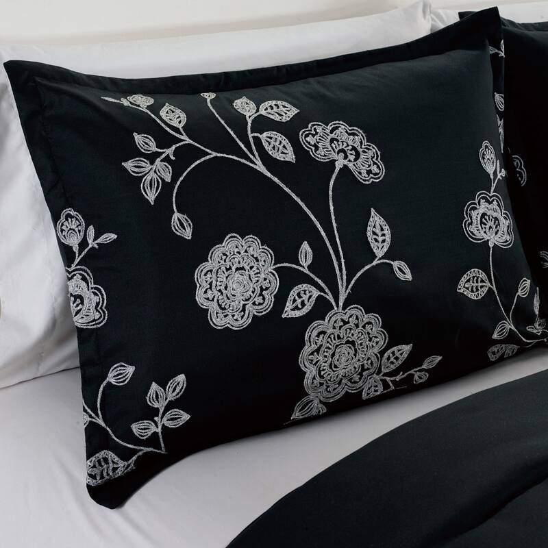 Behrouz Luxury 7 Piece Comforter