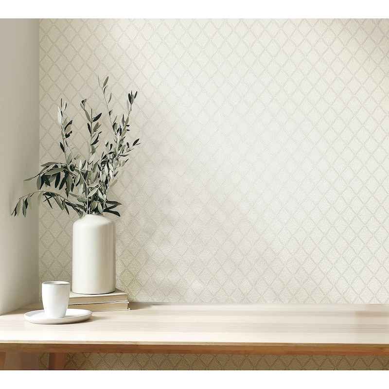 Fine Decor Santina White & Silver Trellis Wallpaper