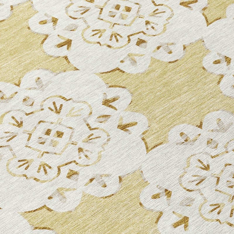 Machine Washable Indoor/ Outdoor Global Motif Chantille Rug
